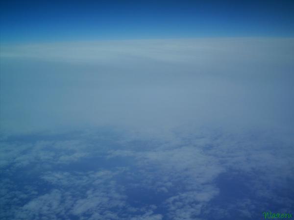 Небо на высоте 9 тысяч метров